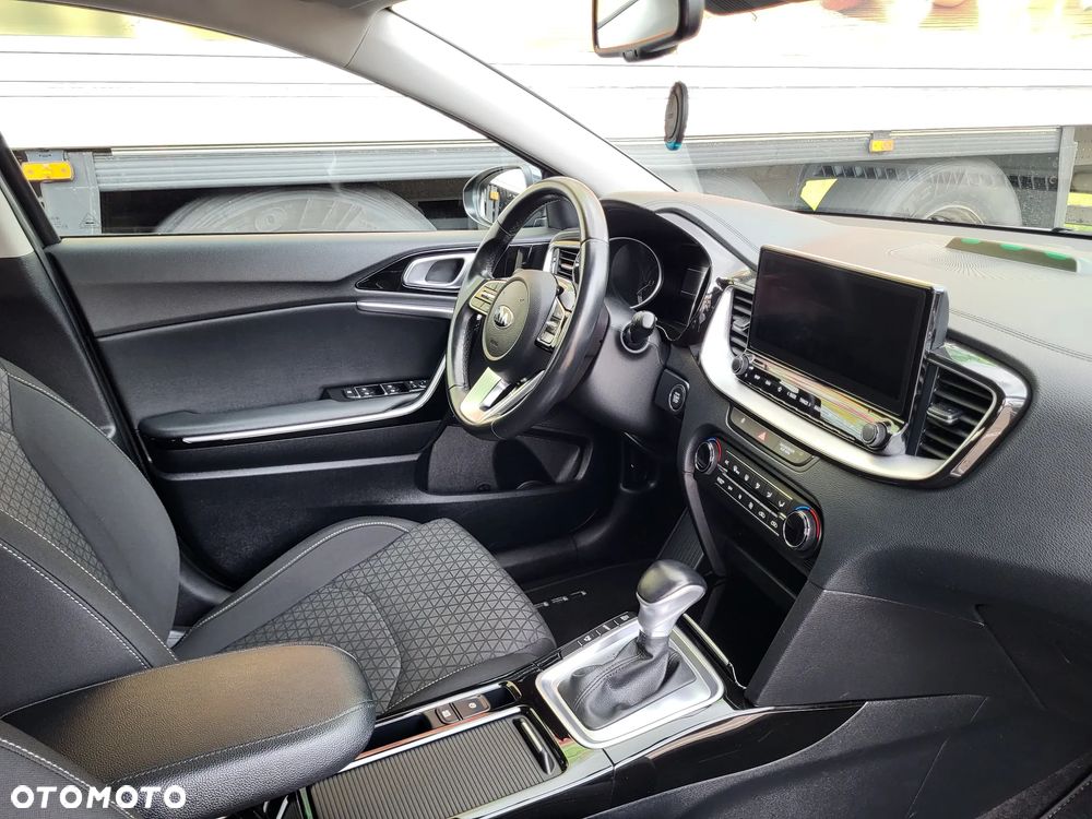 Kia Ceed 1.6 GDI PHEV XL DCT - 35