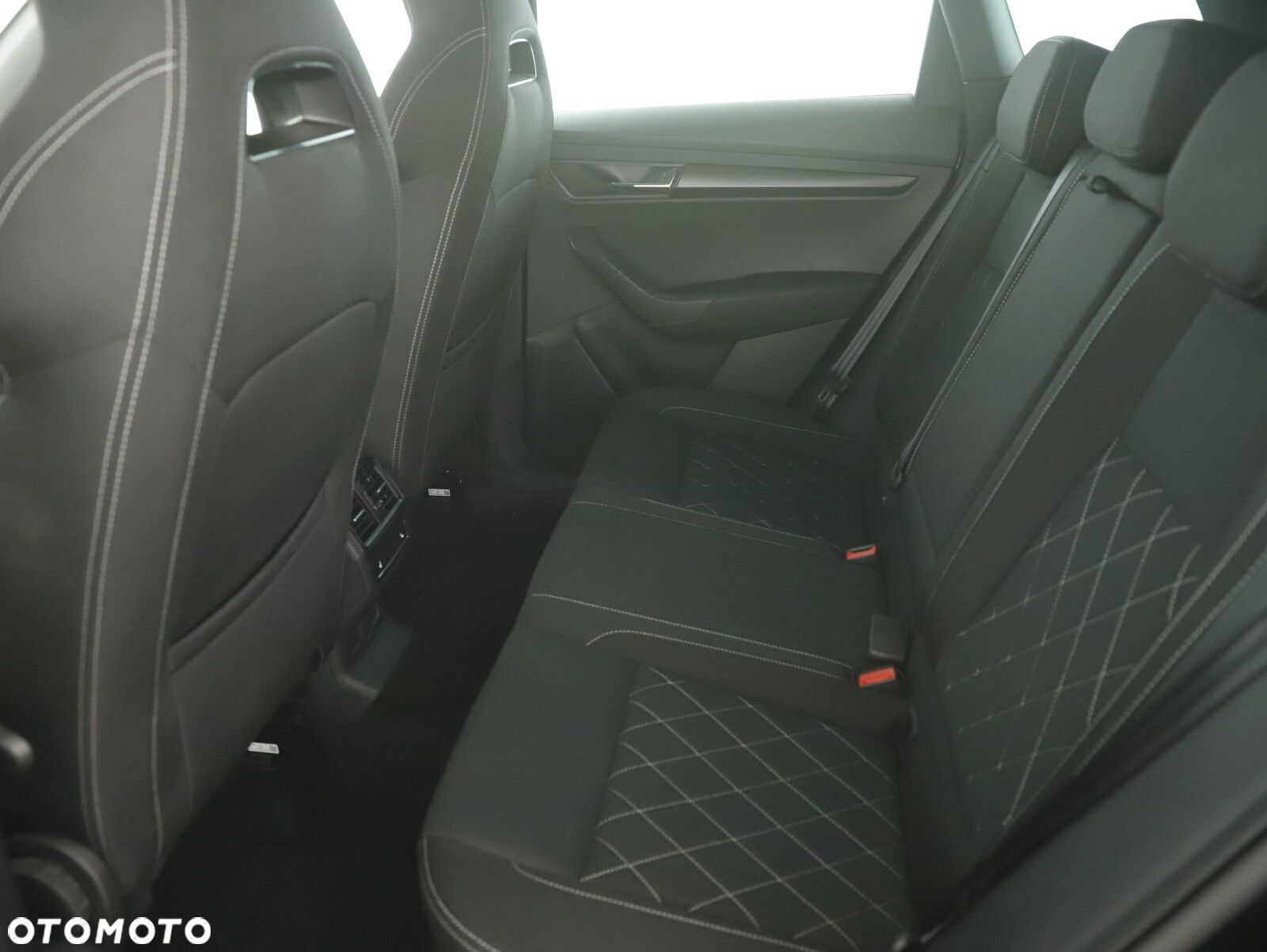 Skoda Karoq 2.0 TDI SCR 4x4 Sportline DSG - 20