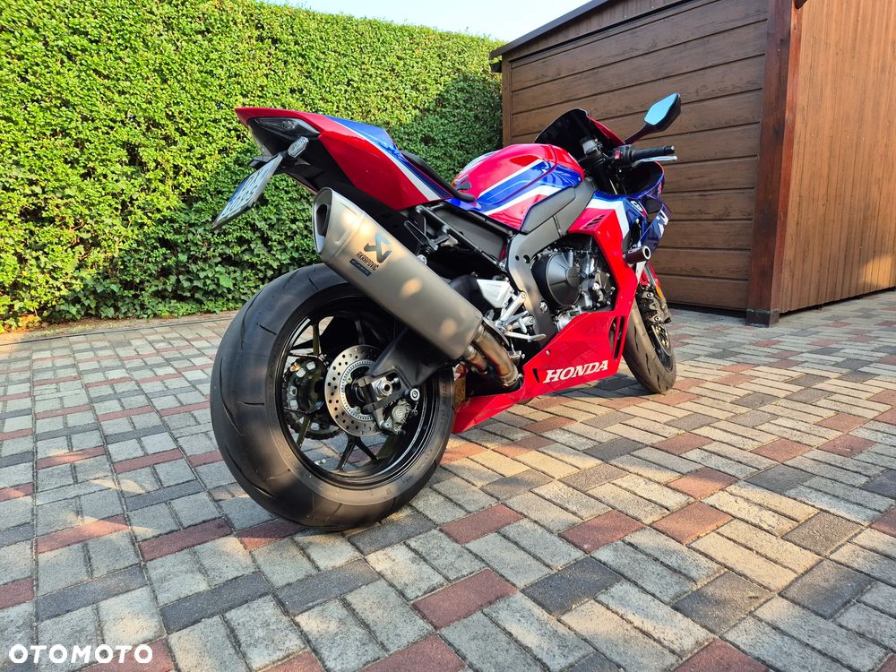 Honda CBR - 9