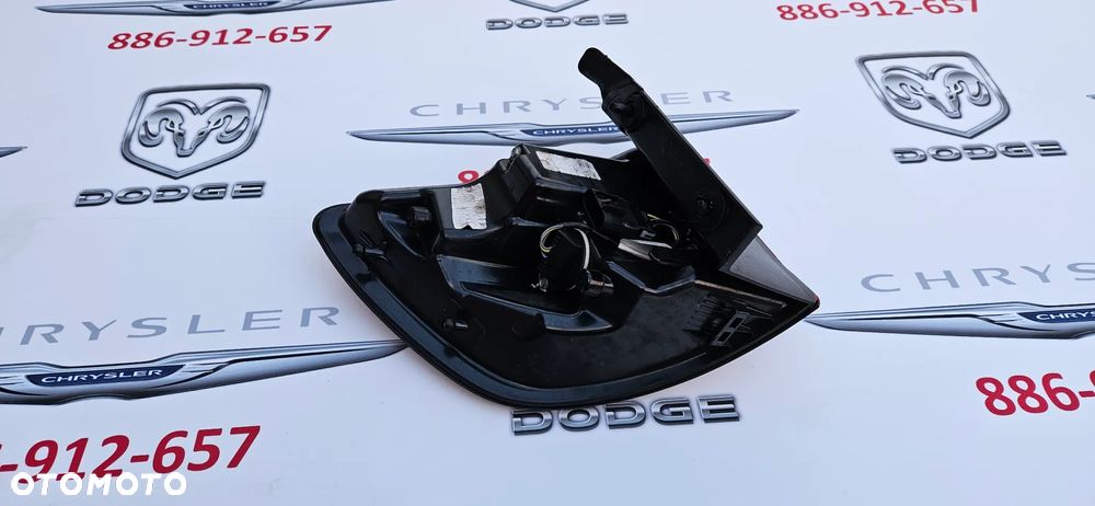Dodge Durango III LIFT 2021-2025 Lampa tył prawy Lampa tylna prawa IDEALNA 68272126AB - 7