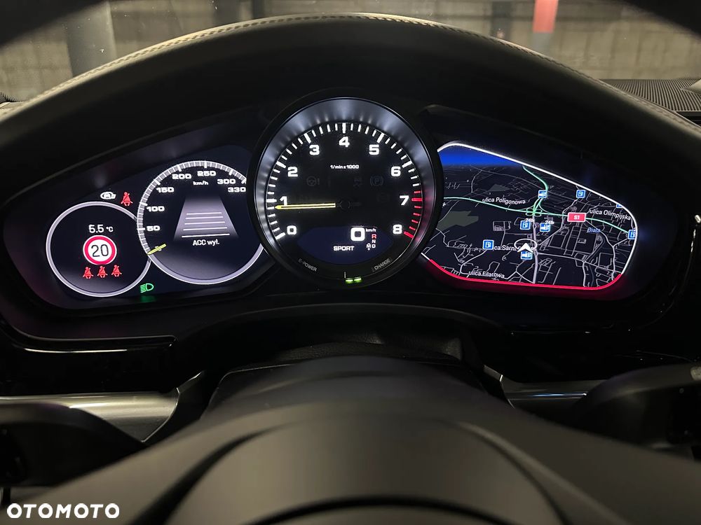 Porsche Panamera - 34