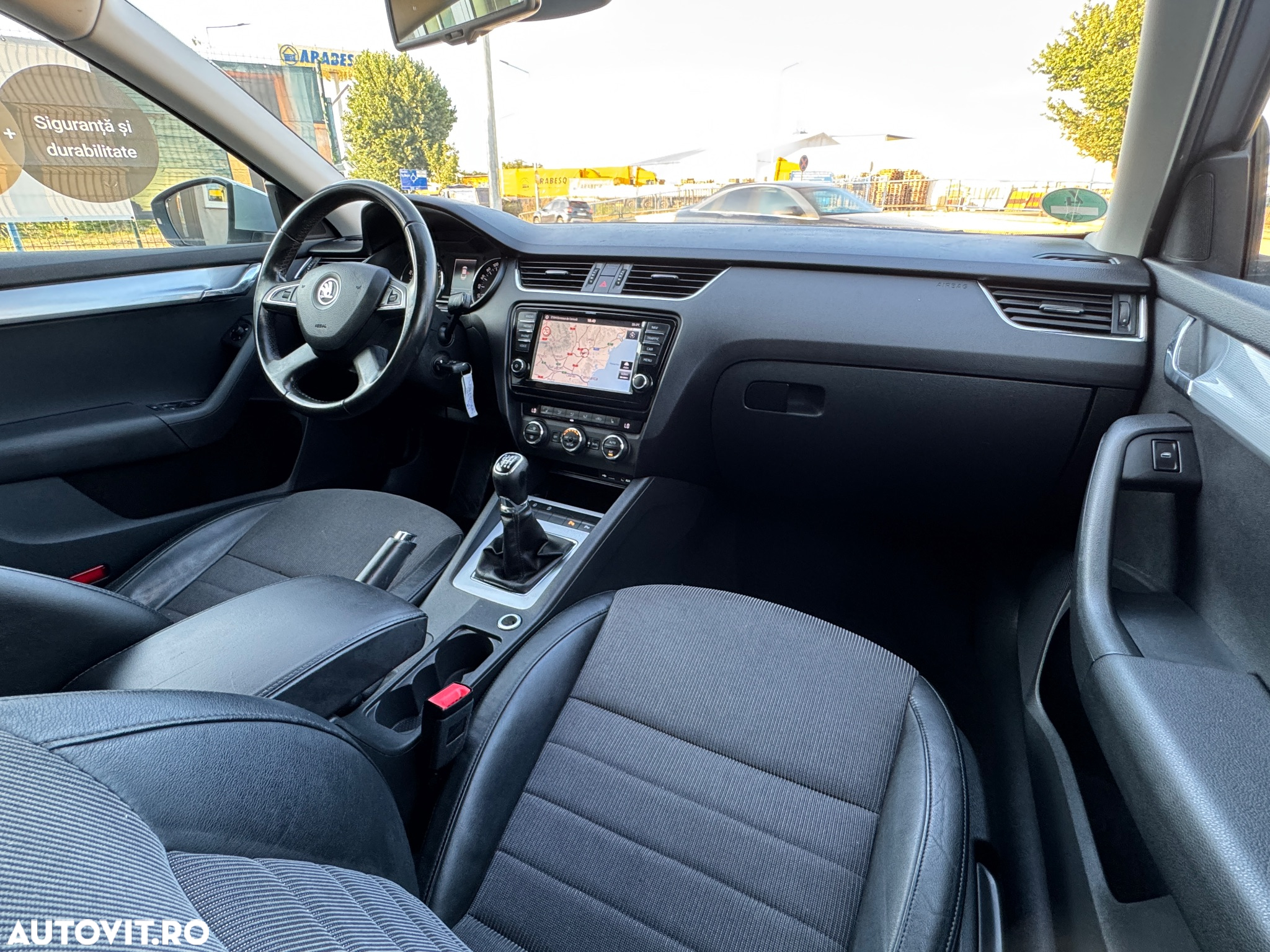Skoda Octavia 1.4 TSI ELEGANCE - 36