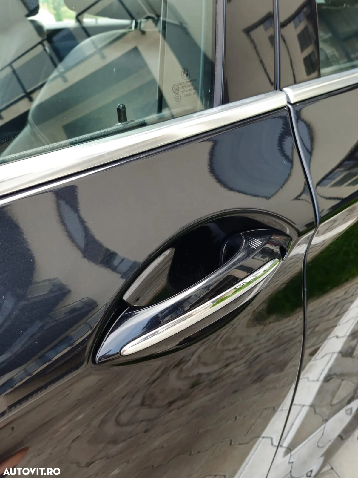 BMW Seria 5 525d Touring Aut. Luxury Line - 12