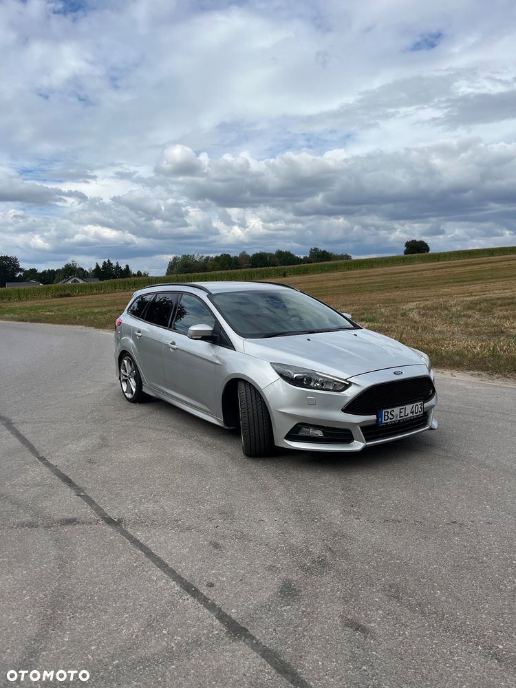 Ford Focus 2.0 EcoBoost ST - 6