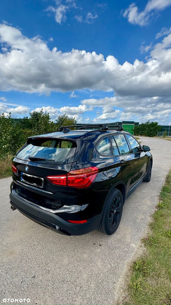 BMW X1 sDrive18i xLine - 4