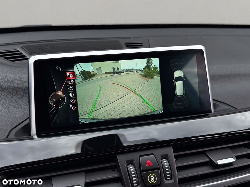 BMW X1 xDrive25d xLine - 33