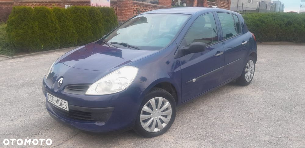 Renault Clio - 7