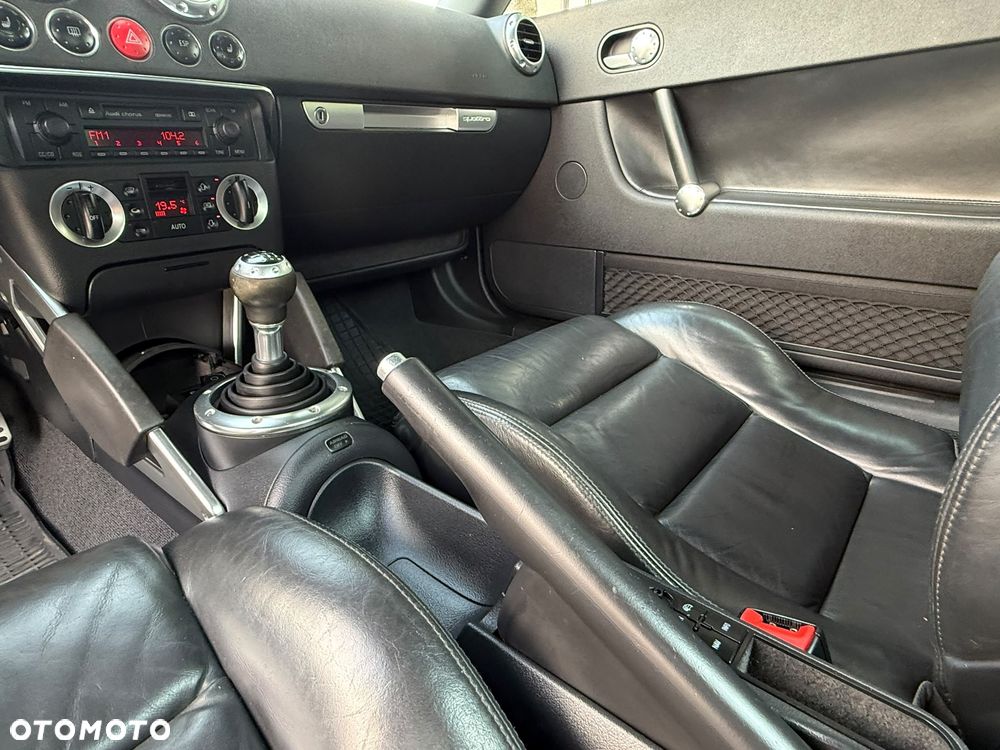 Audi TT Coupé 1.8T Quattro - 20