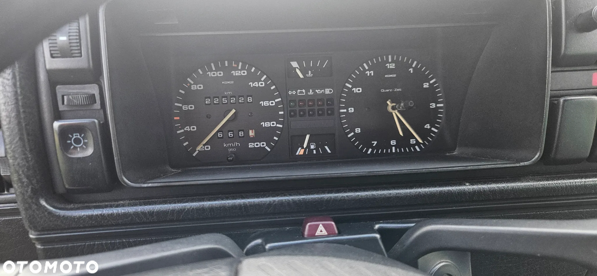 Volkswagen Golf 1.6 CL - 17