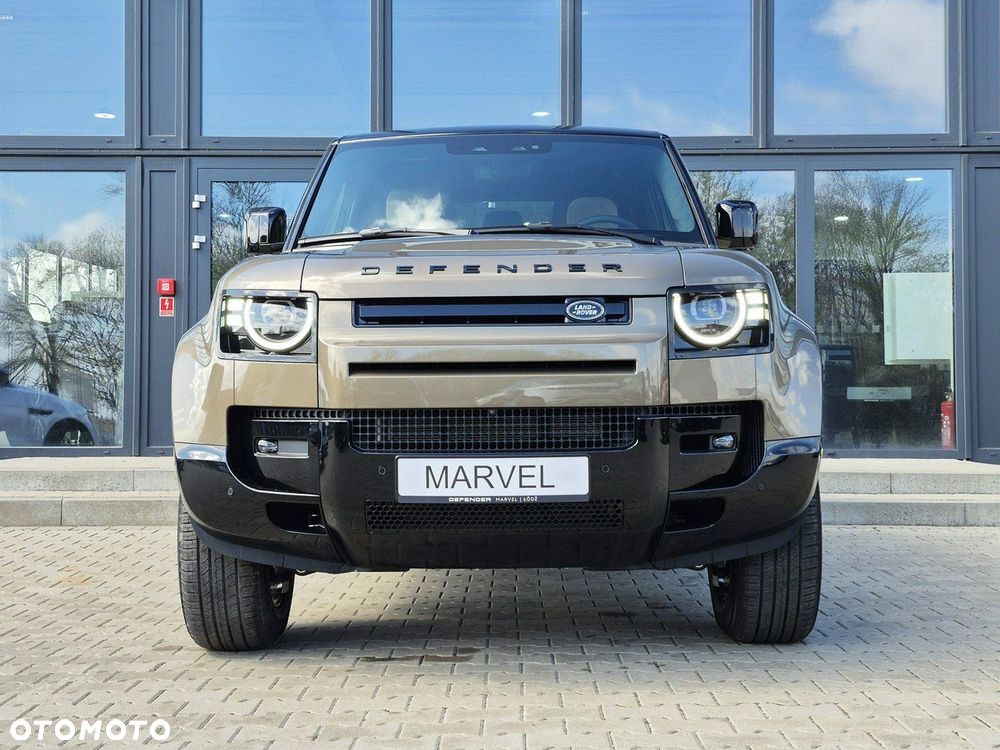 Land Rover Defender - 3
