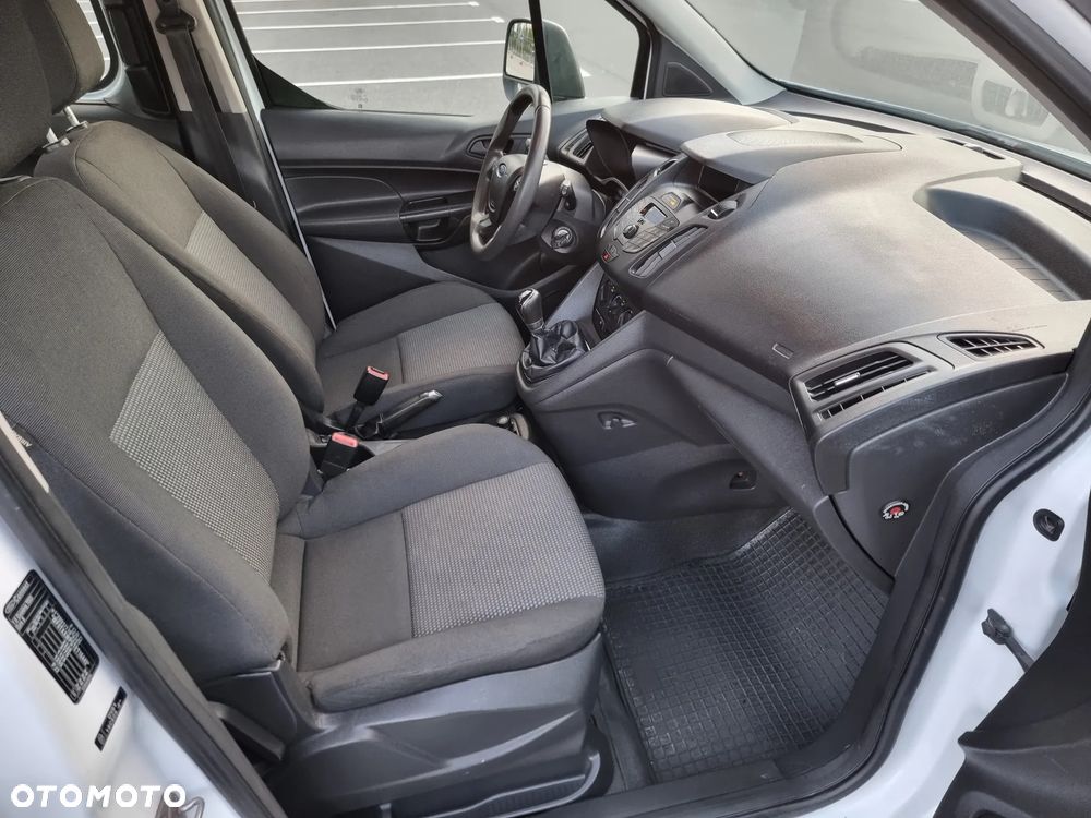Ford Transit Connect - 6