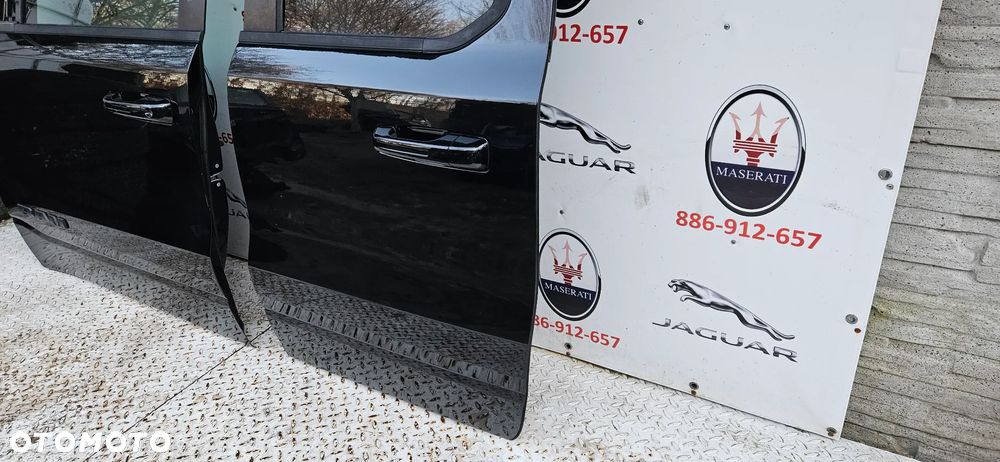 RAM 1500 V 5  2019- Big Horn KRÓTKI QUAD CAB 1,5 Drzwi przód lewy Drzwi przednie lewe Drzwi tył lewy Drzwi tylne lewe KOMPLETNE KOLOR PXJ - 24