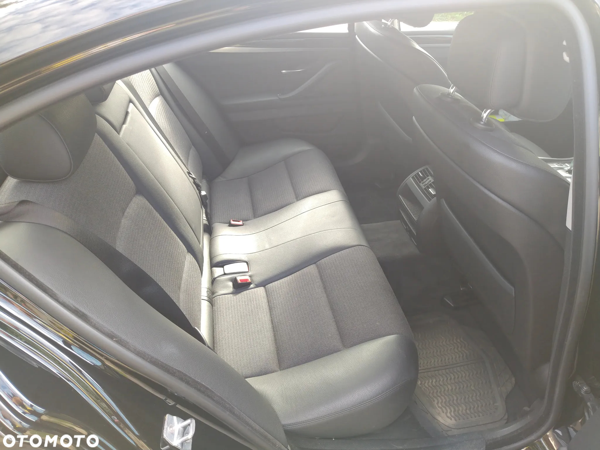 BMW Seria 5 - 16