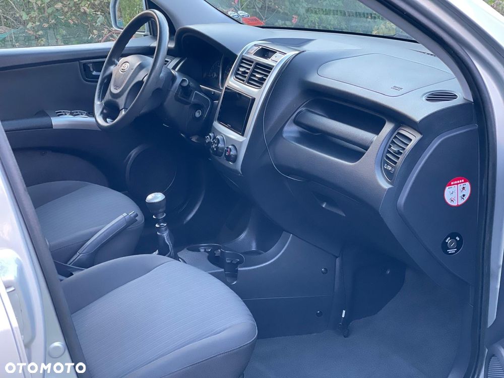 Kia Sportage 2.0 d Freedom 2WD - 15