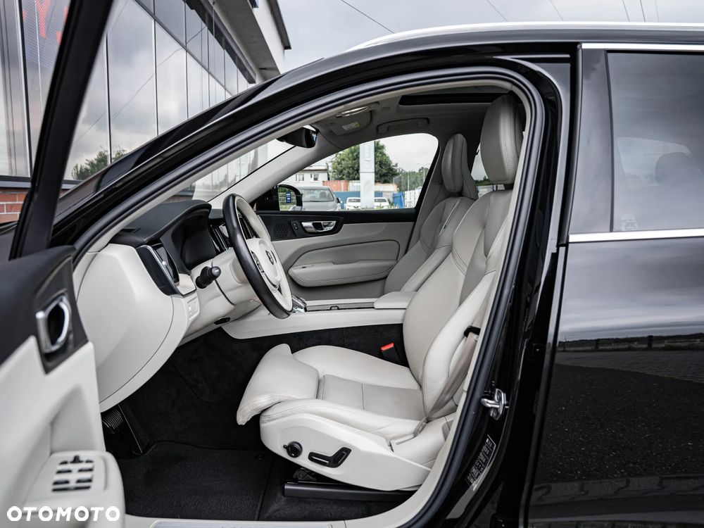 Volvo XC 60 B4 B Geartronic Inscription - 22