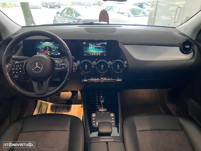 Mercedes-Benz GLA 180 d Style - 11