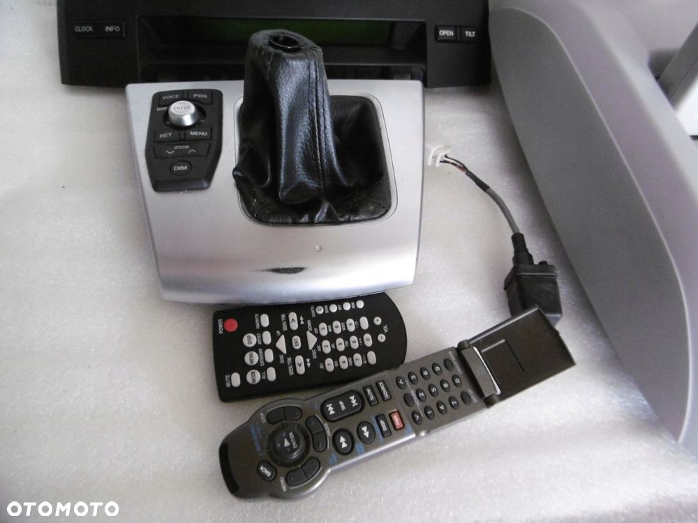 mazda 5 05/07r - nawigacja, dvd, kamera, monitory - 3