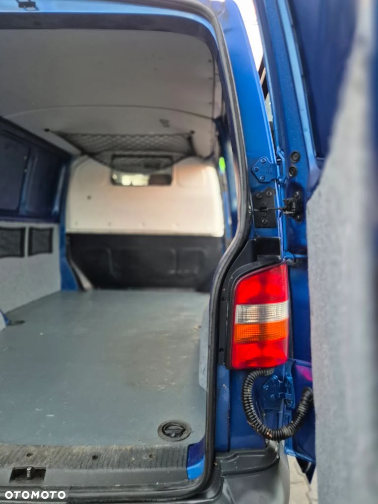 Volkswagen Transporter - 33