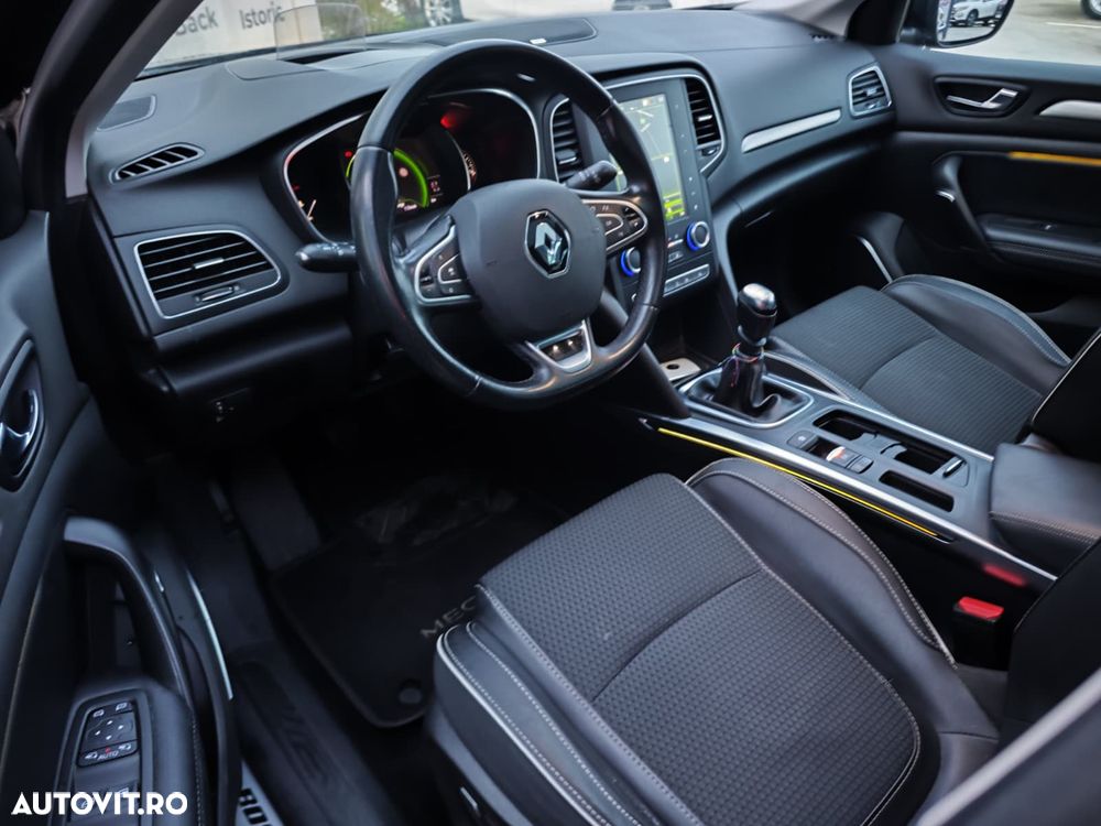 Renault Megane Grandtour ENERGY dCi 130 BOSE EDITION - 11