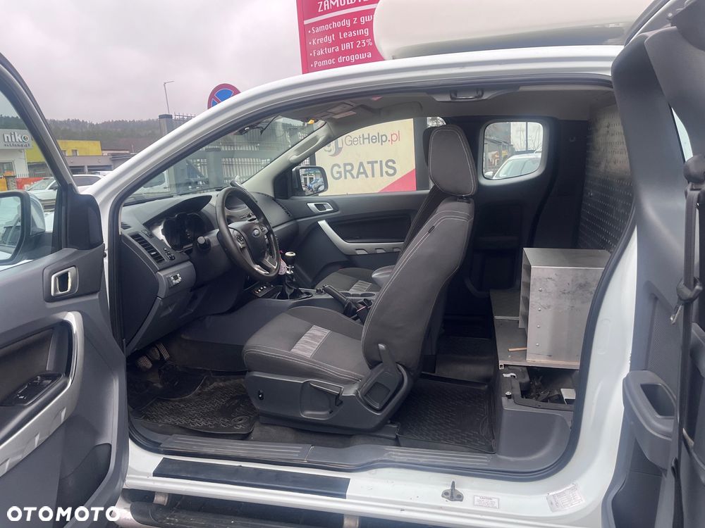 Ford Ranger XLT - 12