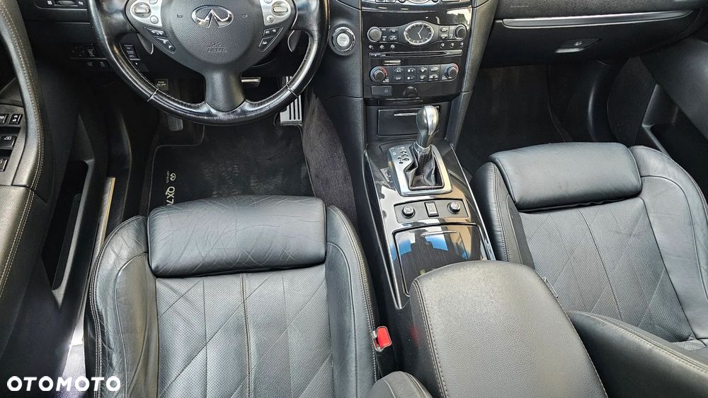 Infiniti FX FX30d S Premium - 28