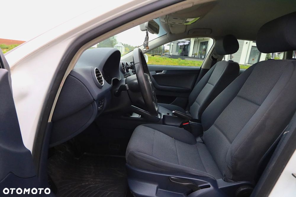 Audi A3 Sportback 1.6 Limited Edition - 9