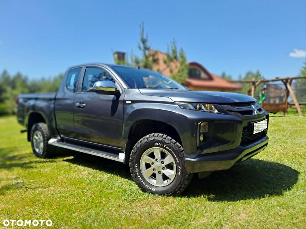 Mitsubishi L200 - 2