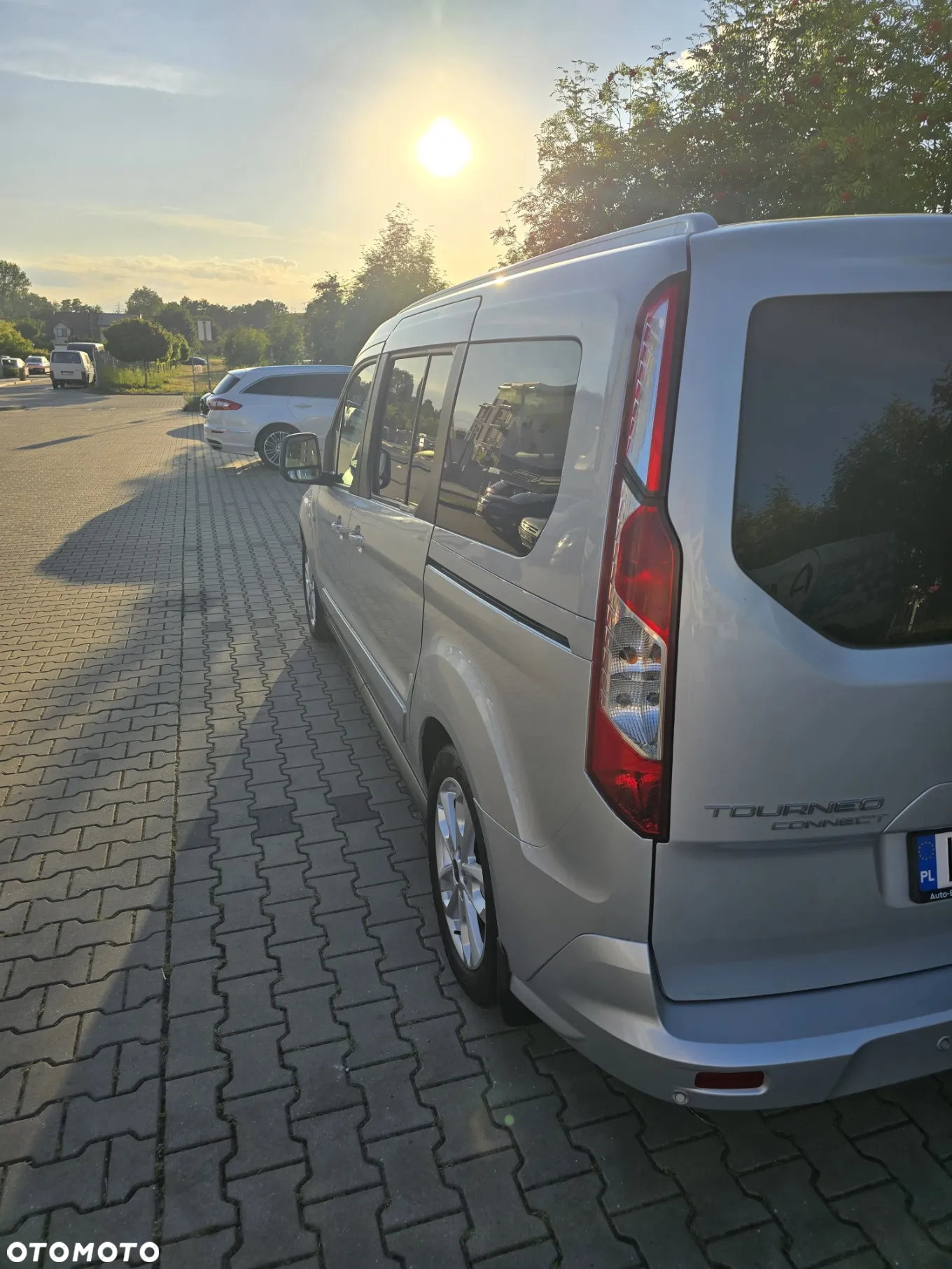 Ford Tourneo Connect Gr 1.5 TDCi Trend - 27