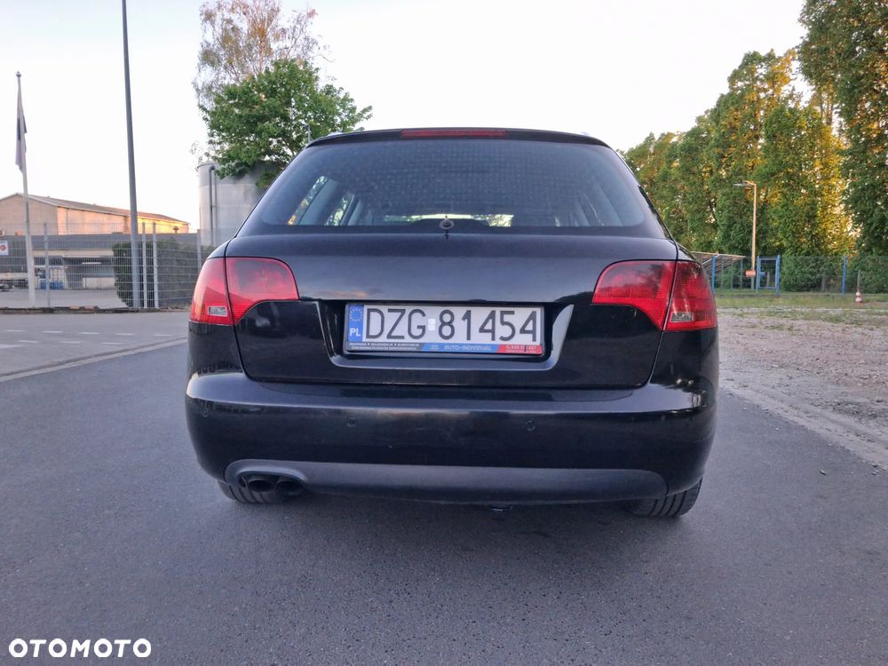 Audi A4 Avant 2.0 TDI Multitronic - 11
