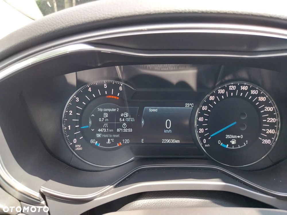 Ford Mondeo 2.0 TDCi Titanium - 14