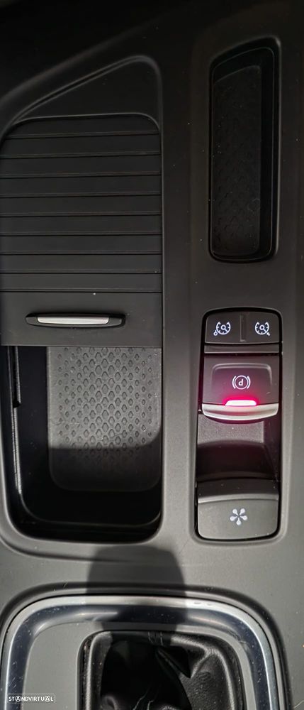 Renault Mégane BLUE dCi 115 EDC INTENS - 14