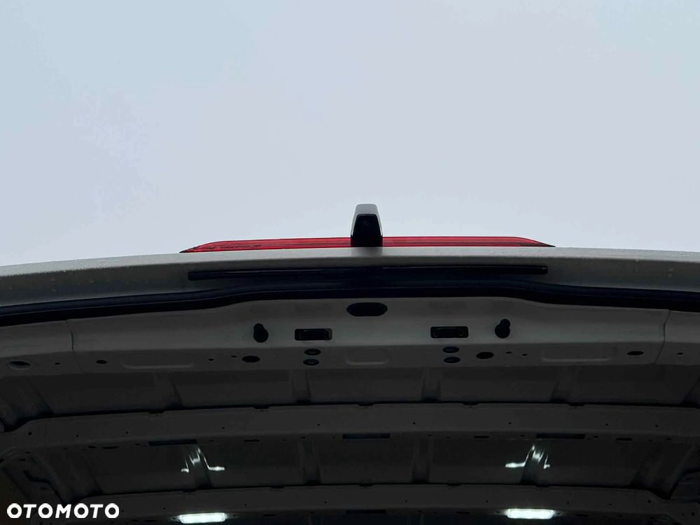 MAN TGE 3.180 FURGON 4x2F SB - 14