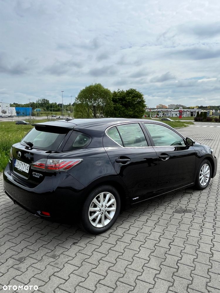 Lexus CT 200h Prestige - 4