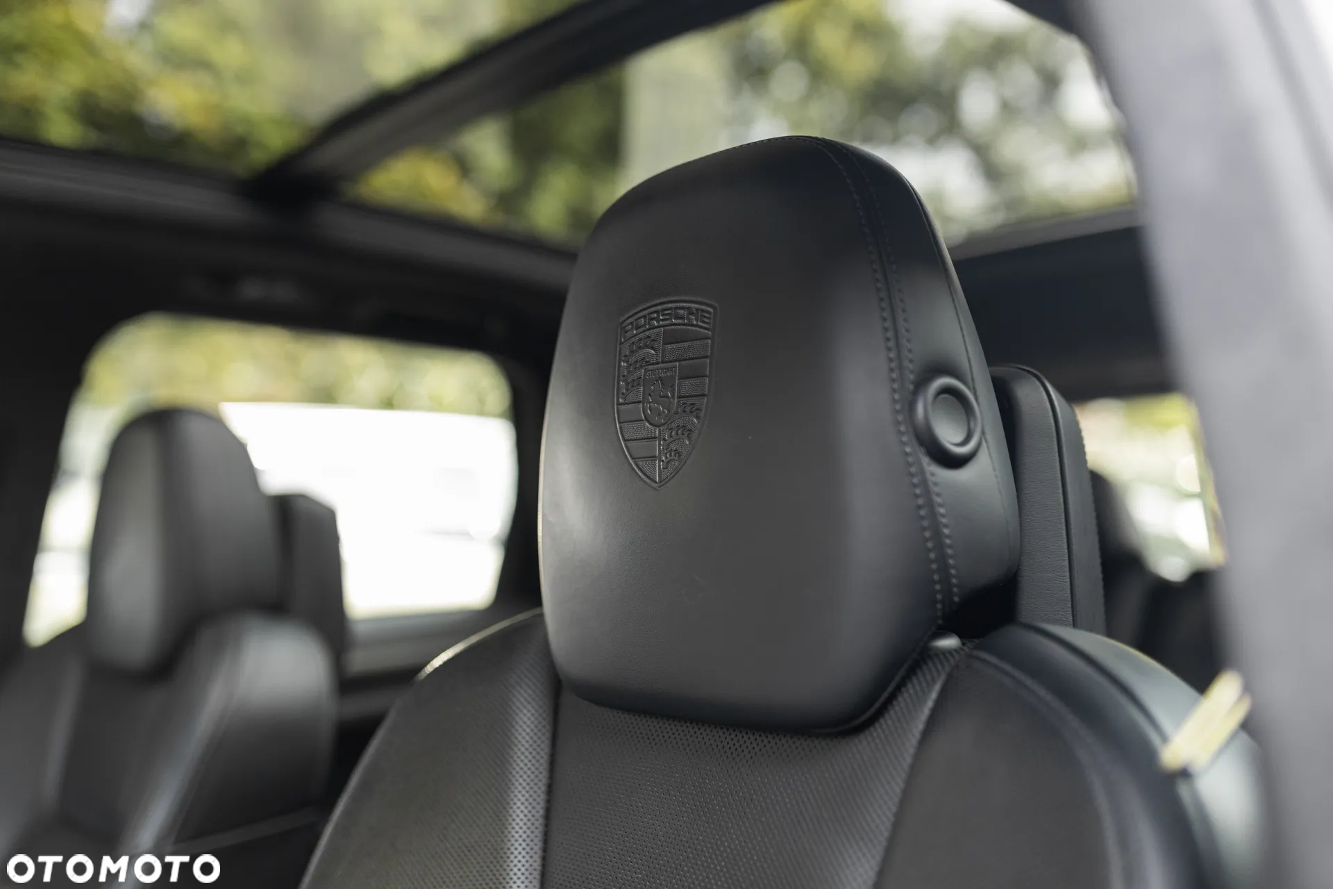 Porsche Cayenne Turbo - 16