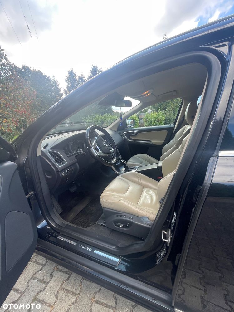 Volvo XC 60 D5 AWD Summum - 8