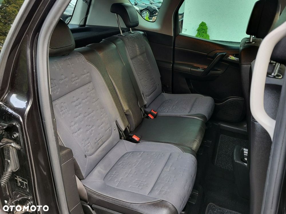 Opel Meriva - 12