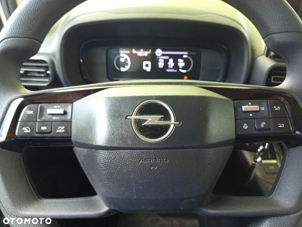 Opel Combo 1.5 CDTI Essentia S&S - 12