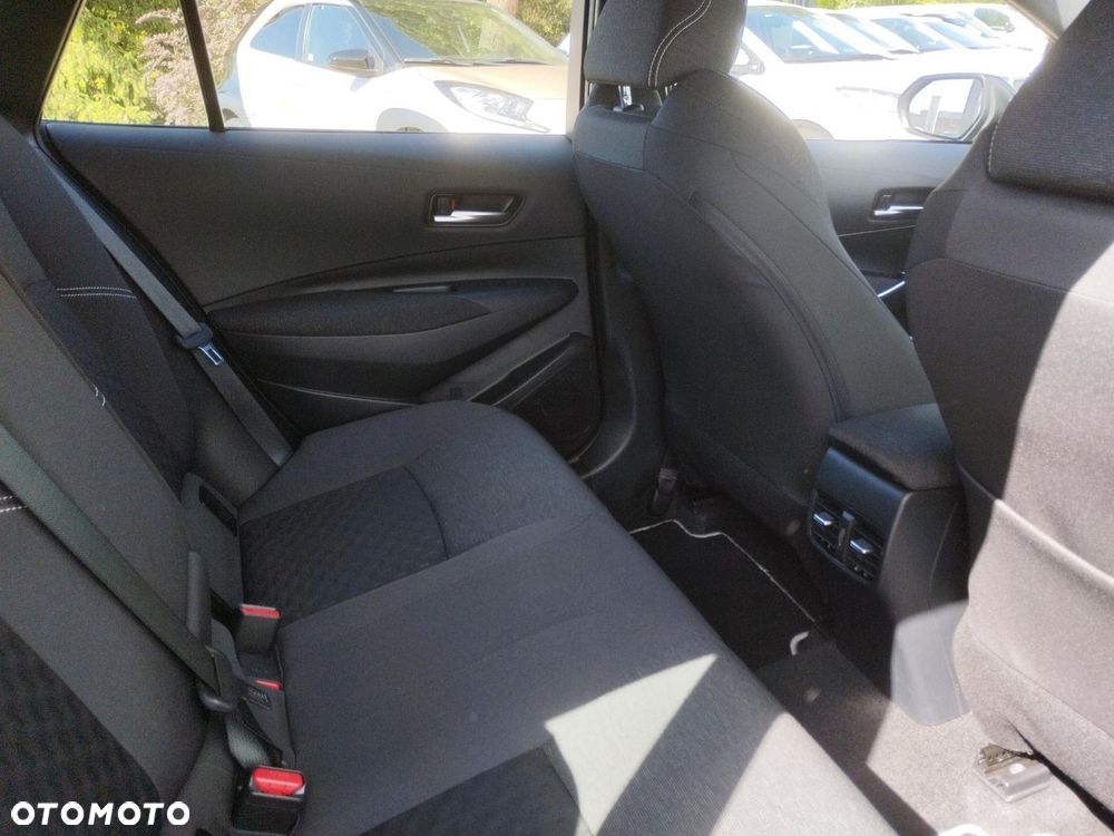 Toyota Corolla 1.8 Hybrid Comfort - 10