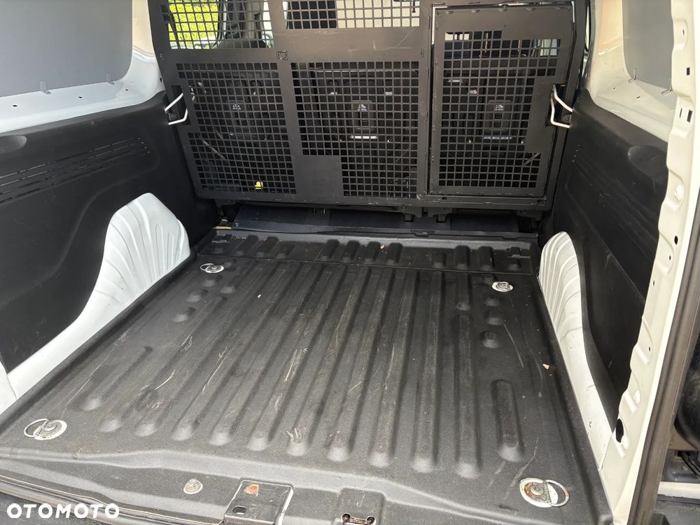 Toyota Proace City - 13