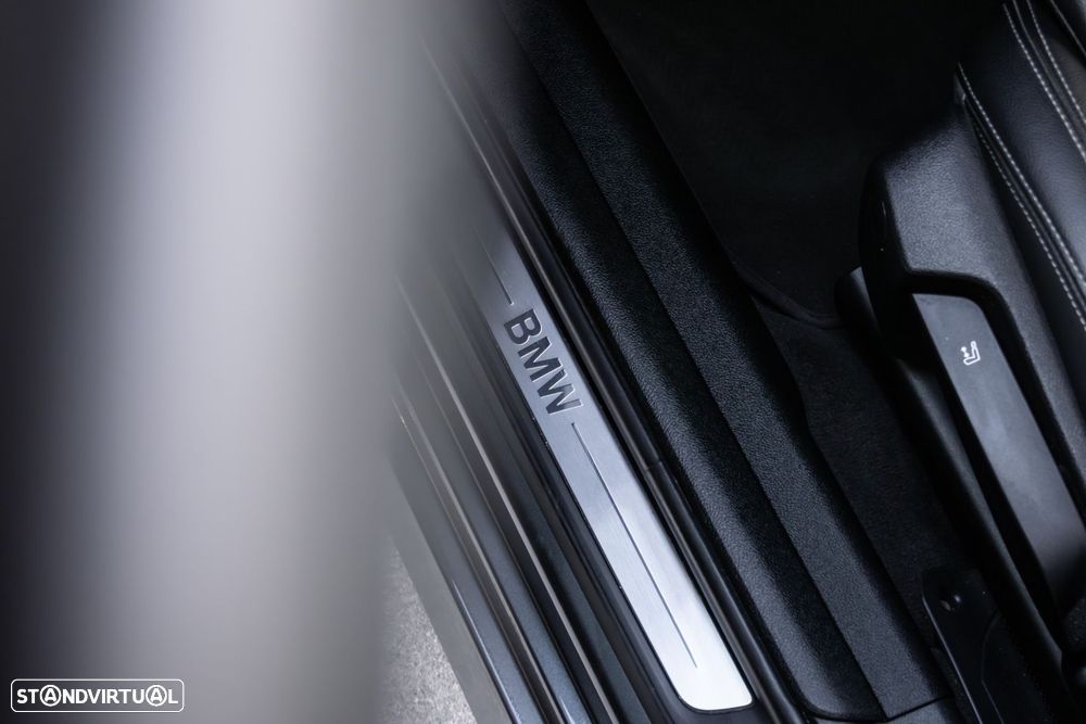 BMW 320 e Line Sport Auto - 29