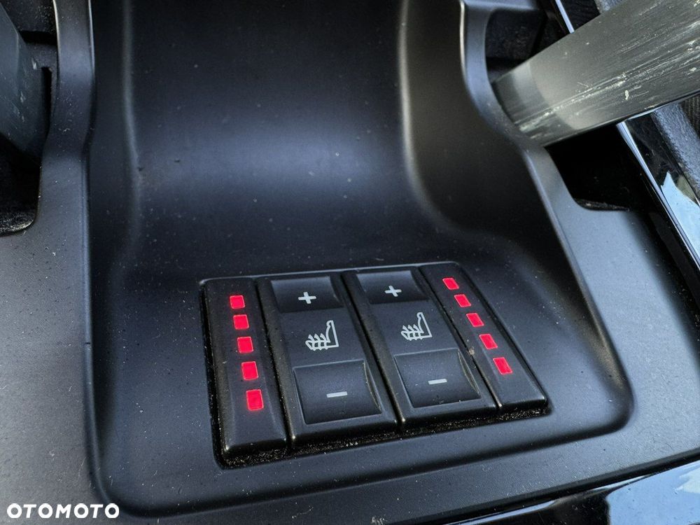 Ford S-Max - 28