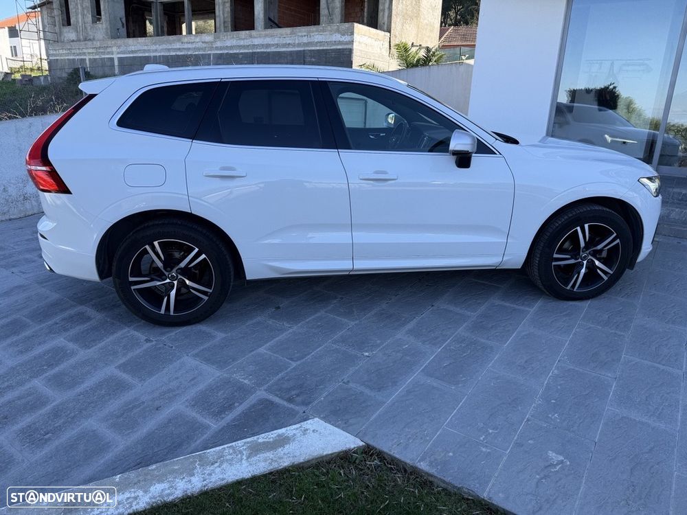 Volvo XC 60 2.0 D4 R-Design Geartronic - 4