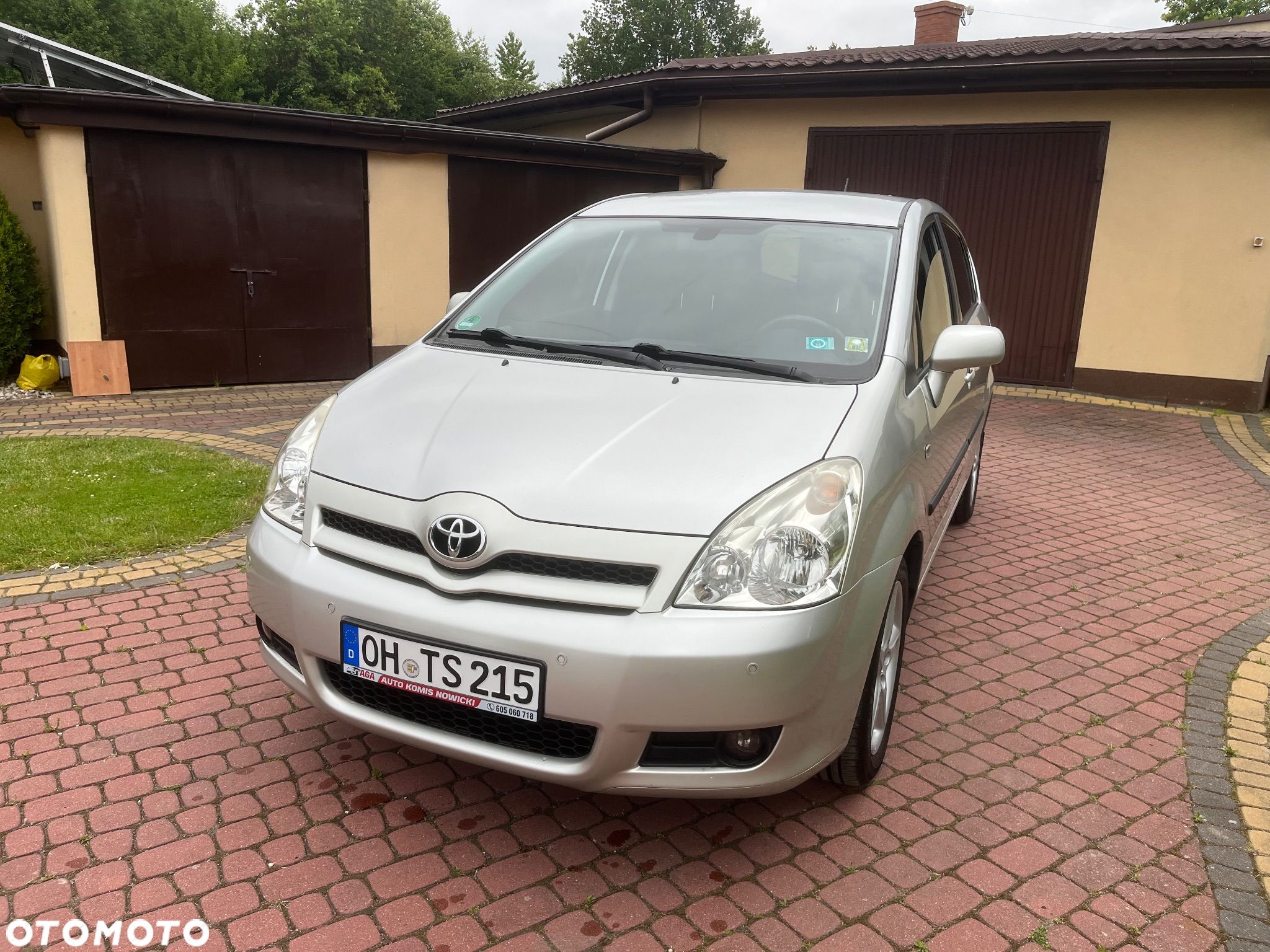 Toyota Corolla Verso 1.8 Sol + 7os - 1