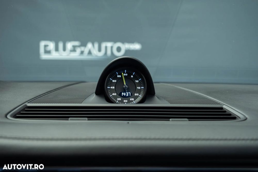 Porsche Panamera - 22