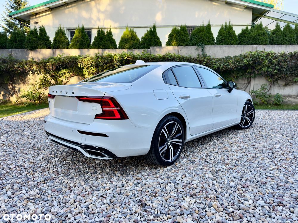 Volvo S60 T8 Recharge AWD Geartronic RDesign - 11