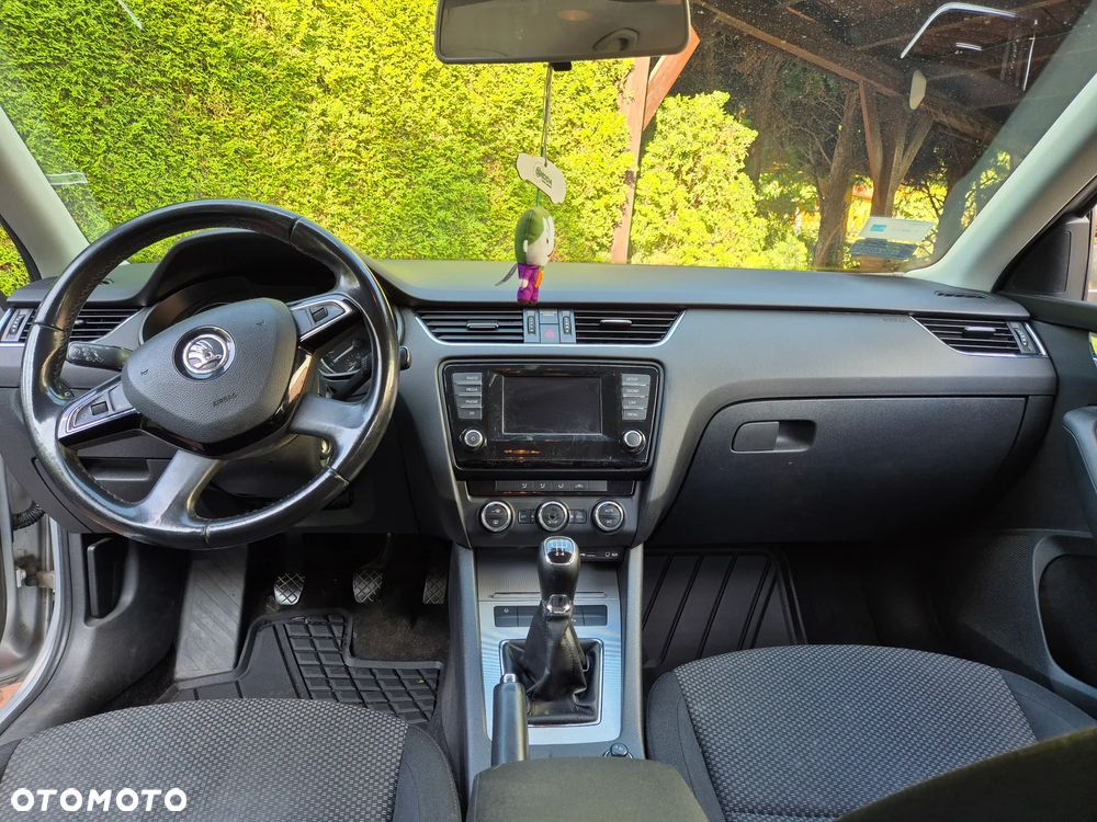 Skoda Octavia 1.6 TDI Ambition - 2