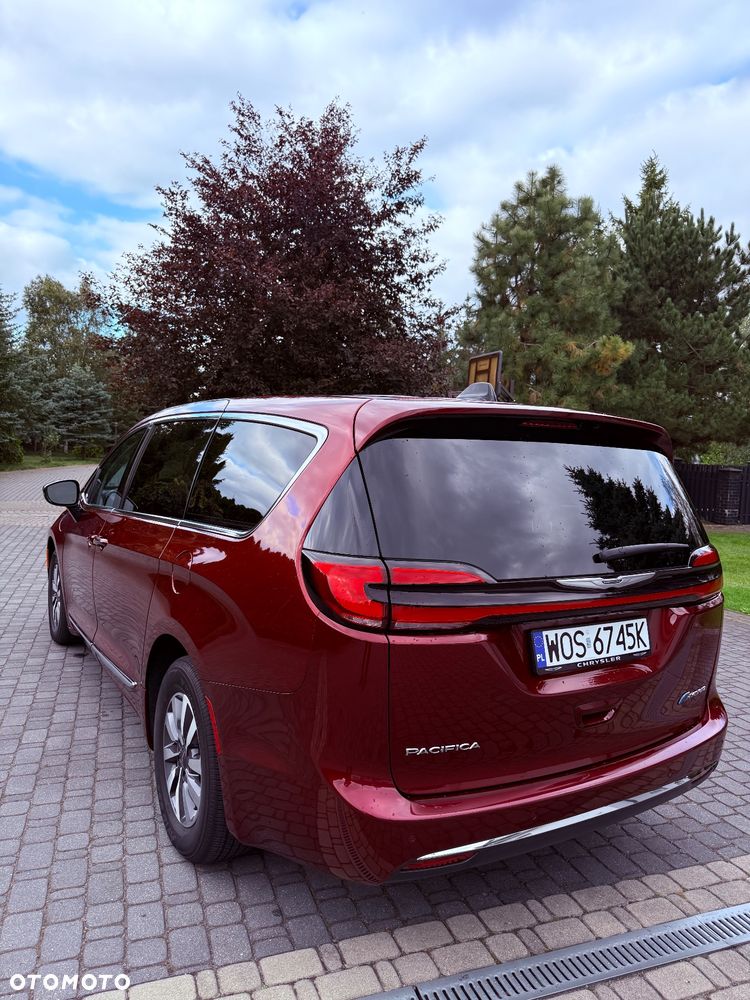 Chrysler Pacifica - 7