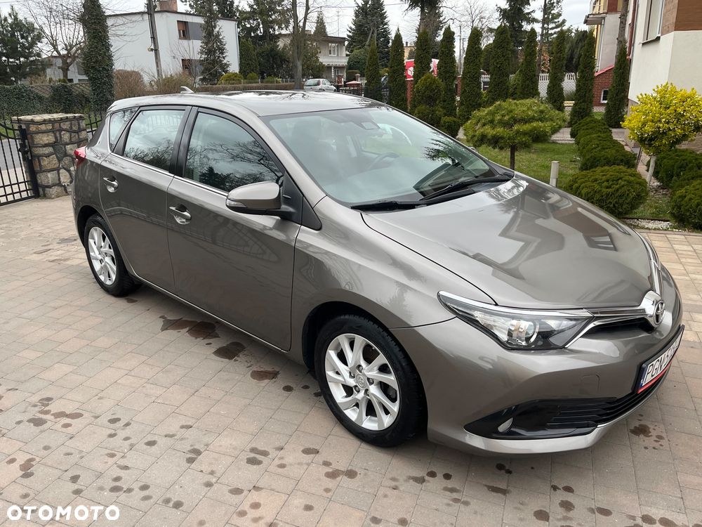 Toyota Auris 1.2 T Premium - 5