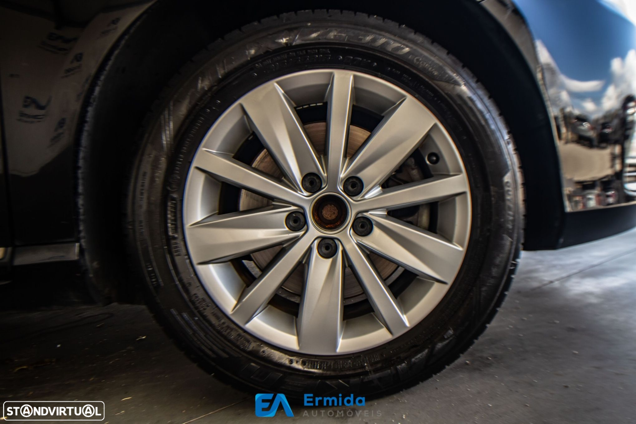 VW Passat 1.6 TDI BlueMotion - 19