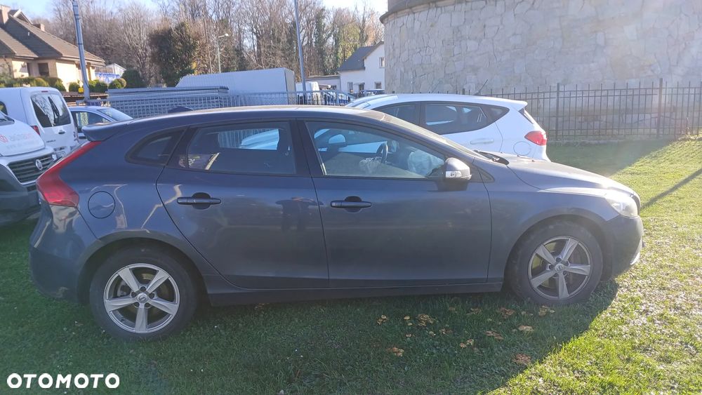 Volvo V40 T3 Drive-E Kinetic - 1